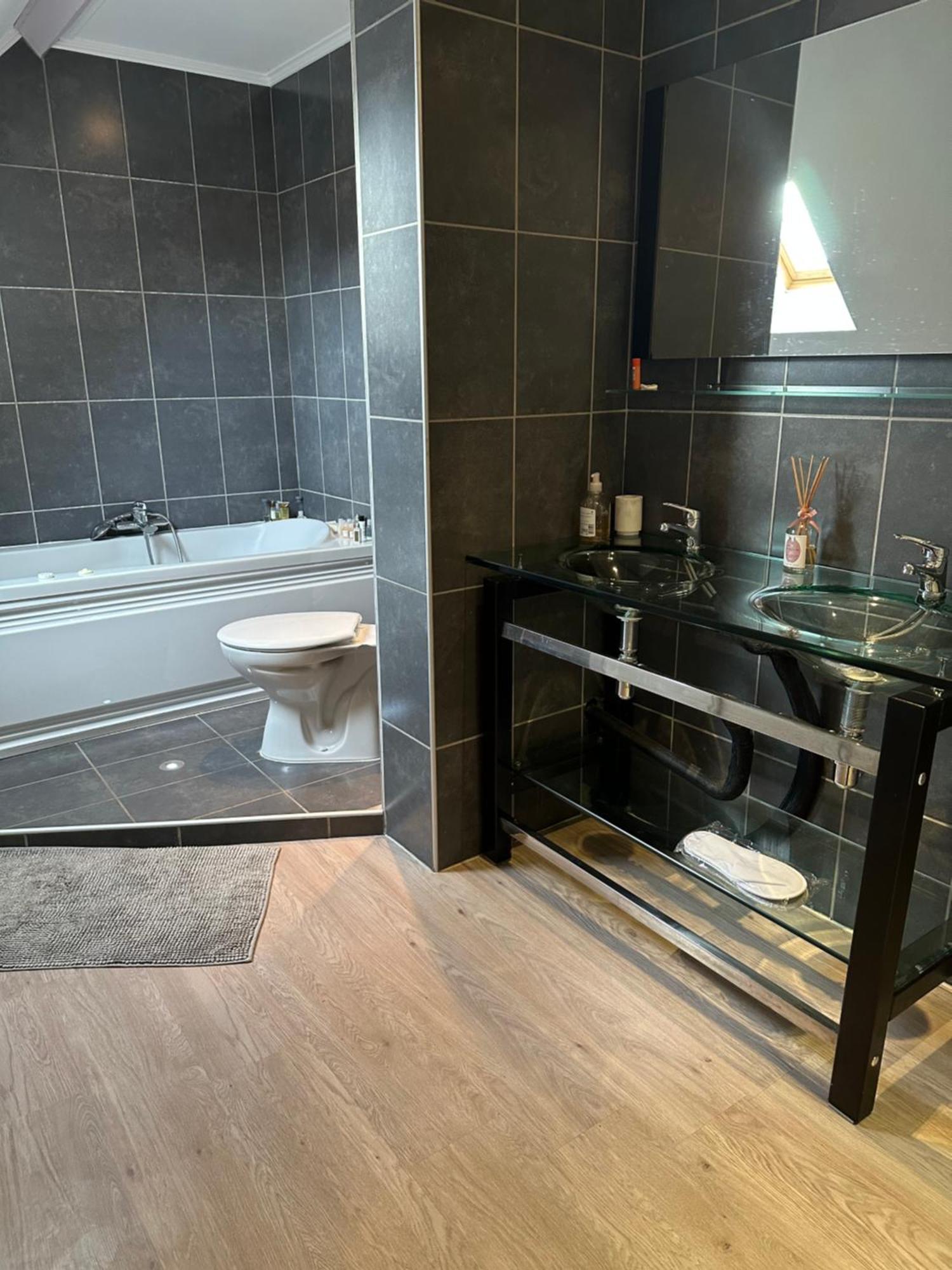 Chambre Privee A 10Min De Roissy Cdg, Au Calme, Parking Gratuit Ле Мени-Амело Екстериор снимка